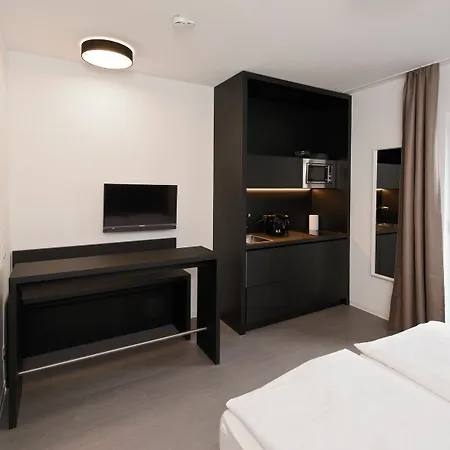 Backhome Hotel 3*